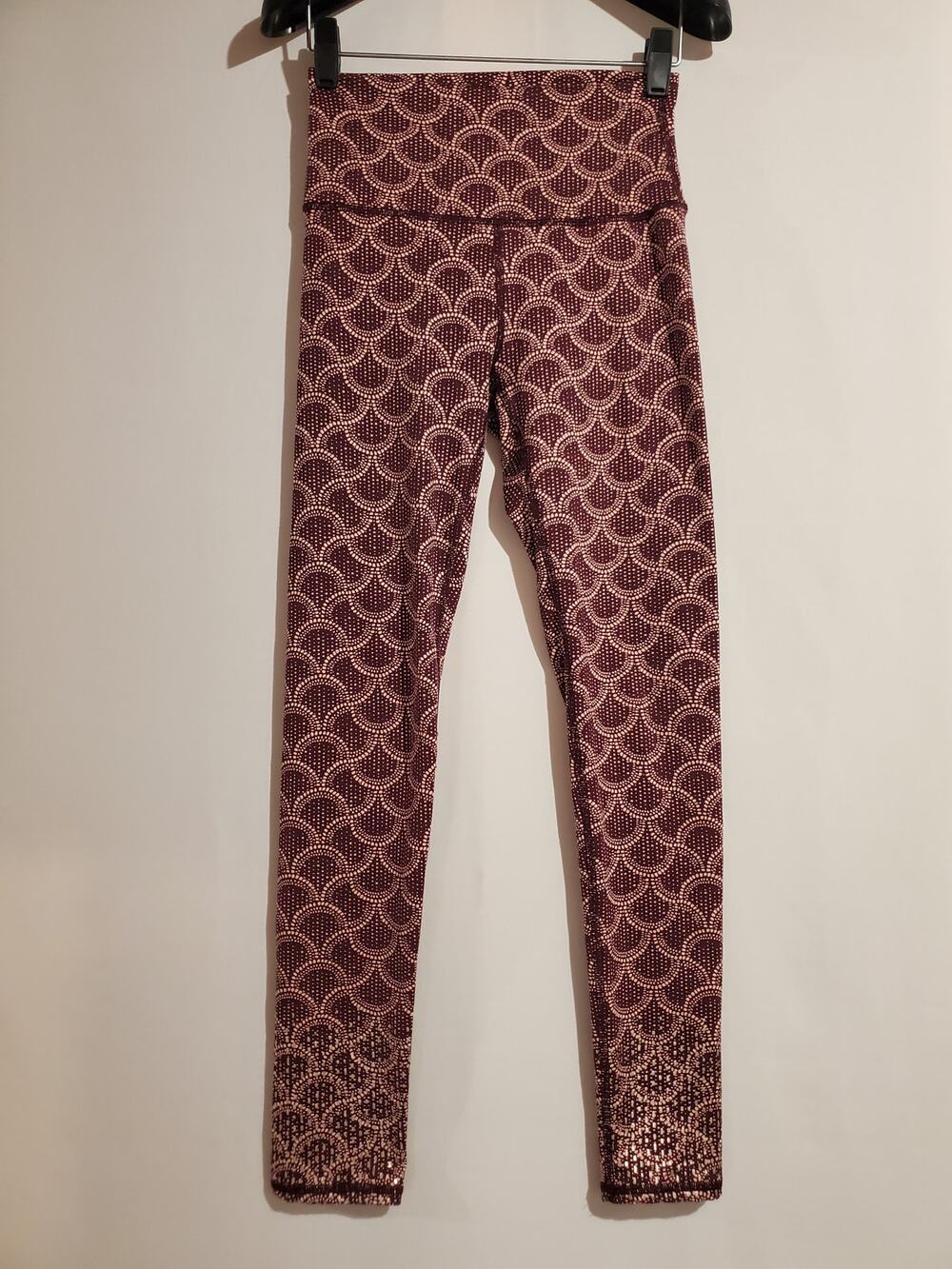Aerie Chill Play Move Red Boho Print High Rise Leggings Womens Size S Athleisure